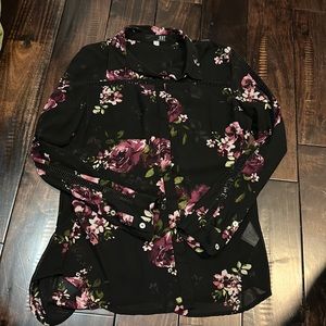Small Kut from the Kloth black and floral blouse with unique details